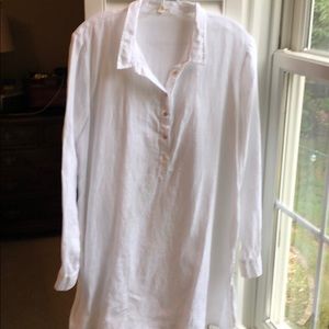 Eileen Fisher Beautiful linen blouse